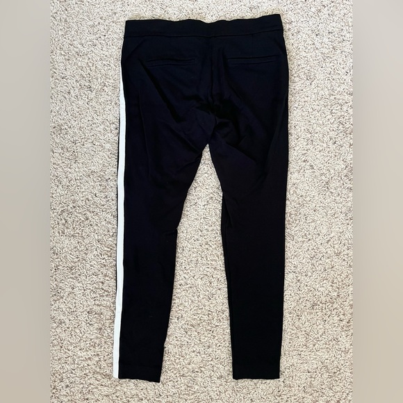 LOFT Black Women’s Size 6 Leggins with White side Stripe in Great Condition! - Picture 3 of 4